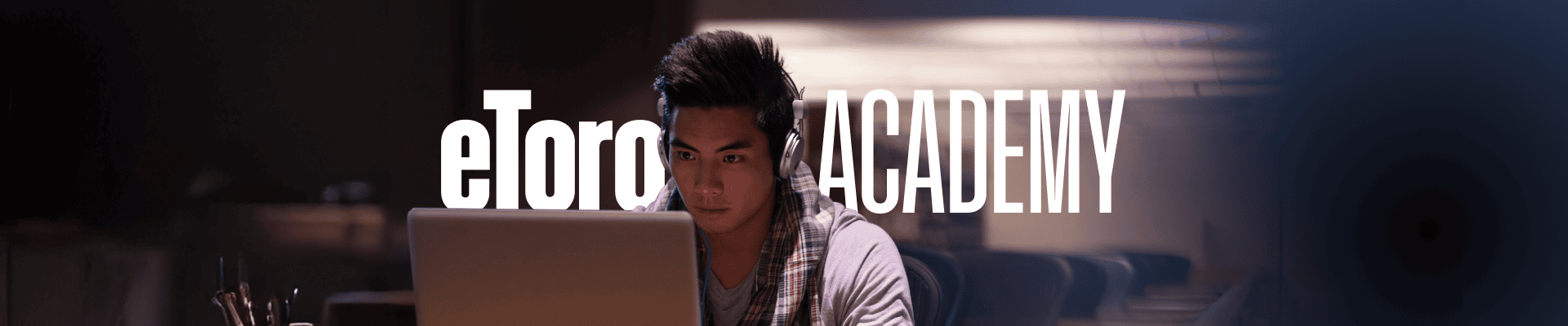 <strong>eToro Academy</strong> desktop image